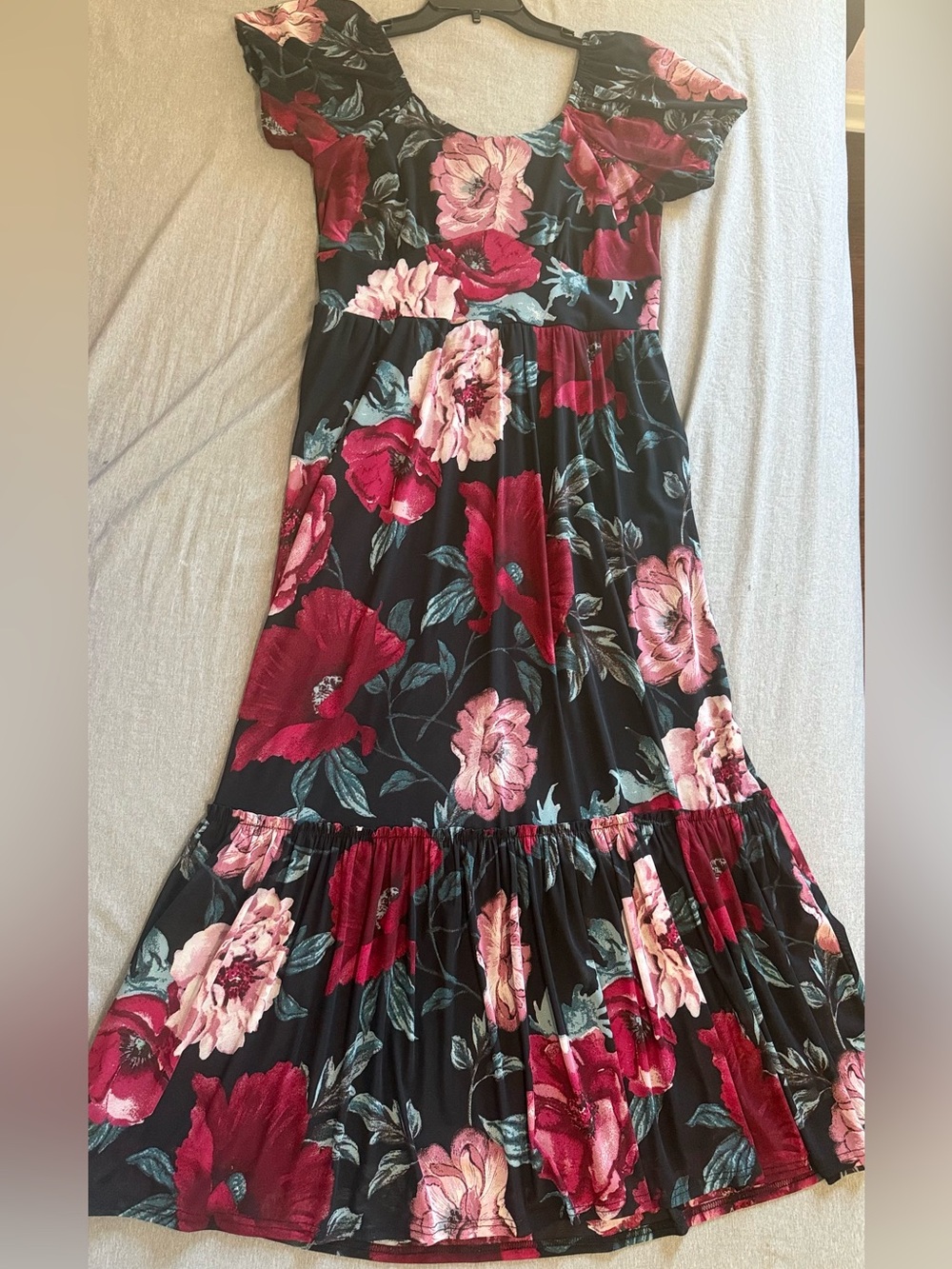 Floral Scoop Neck Black & Red Maxi Dress